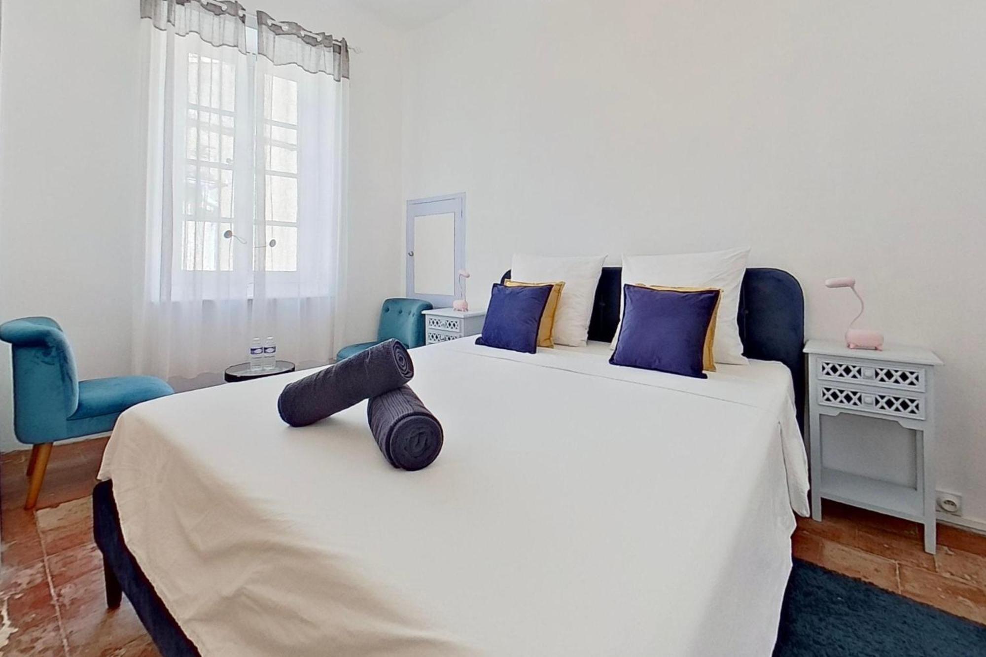 Les 2 Droles D'Oiseaux Bed & Breakfast Luc-sur-Orbieu Exterior photo